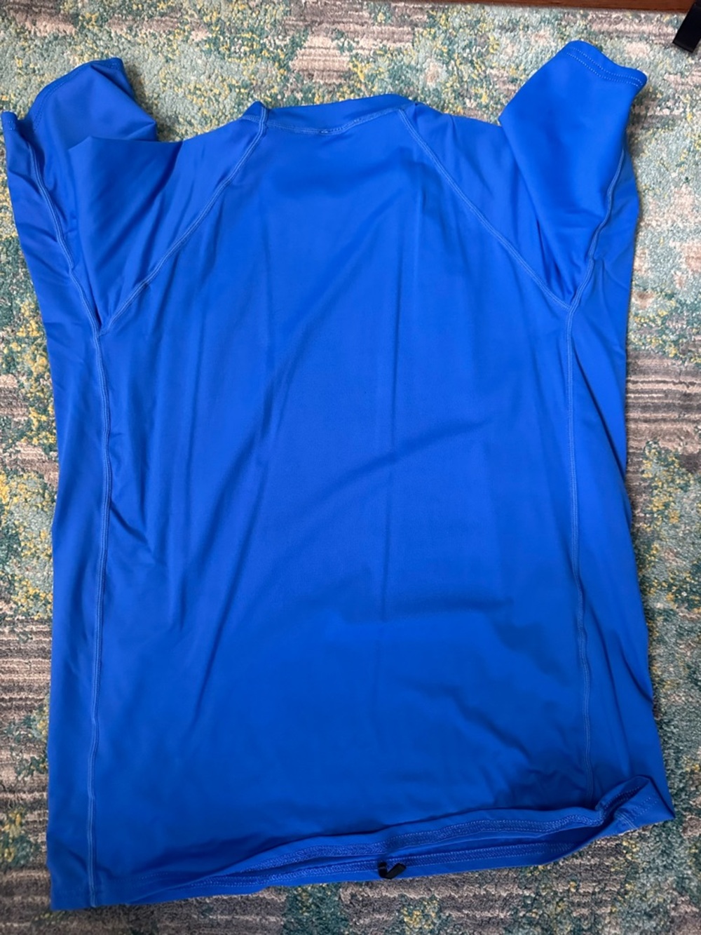 The Ritz-Carlton Blue Performance Tee - Picture 2 of 2